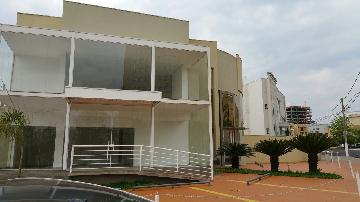 Alugar Comercial / Salão em Ribeirão Preto. apenas R$ 10.000,00