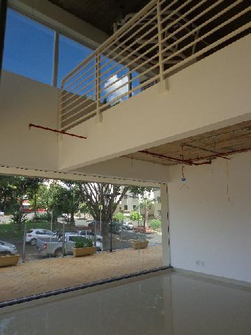 Alugar Comercial / Salão em Condomínio em Ribeirão Preto. apenas R$ 2.800,00