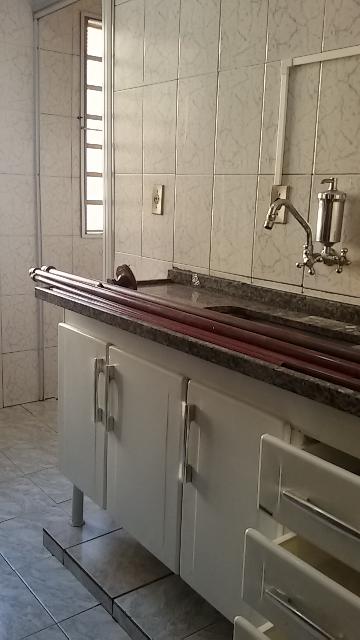 Alugar Apartamento / Padrão em Ribeirão Preto. apenas R$ 137.000,00