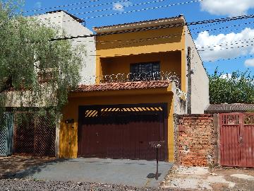 Alugar Casa / Padrão em Ribeirão Preto. apenas R$ 1.000,00