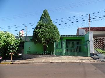 Alugar Casa / Padrão em Ribeirão Preto. apenas R$ 1.600,00