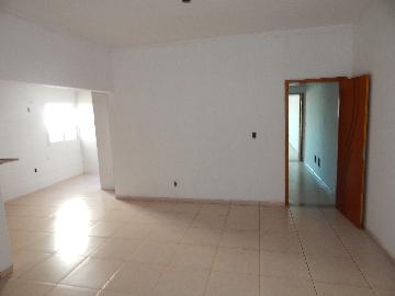 Alugar Apartamento / Padrão em Ribeirão Preto. apenas R$ 1.100,00