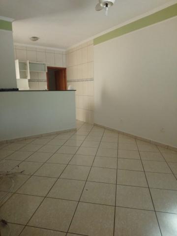 Alugar Casa / Padrão em Ribeirão Preto R$ 1.100,00 - Foto 4 Alugar Casa / Padrão em Ribeirão Preto R$ 1.100,00 - Foto 4