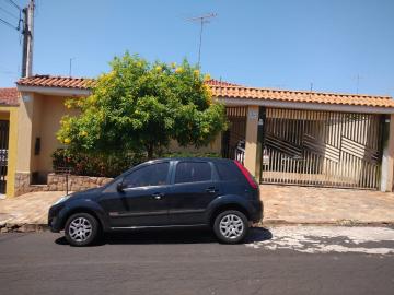 Alugar Casa / Padrão em Ribeirão Preto. apenas R$ 600.000,00