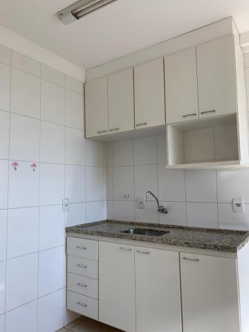 Alugar Apartamento / Padrão em Ribeirão Preto R$ 1.500,00 - Foto 17 Alugar Apartamento / Padrão em Ribeirão Preto R$ 1.500,00 - Foto 17