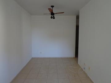 Alugar Apartamento / Padrão em Ribeirão Preto. apenas R$ 993,00