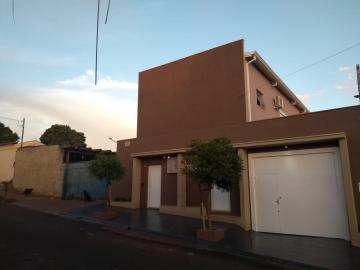 Cravinhos Centro Casa Venda R$600.000,00 1 Dormitorio 4 Vagas Area do terreno 270.00m2 