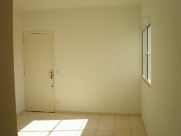 Alugar Apartamento / Padrão em Ribeirão Preto. apenas R$ 760,00