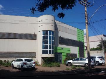 Alugar Comercial / Prédio em Ribeirão Preto. apenas R$ 10.000,00