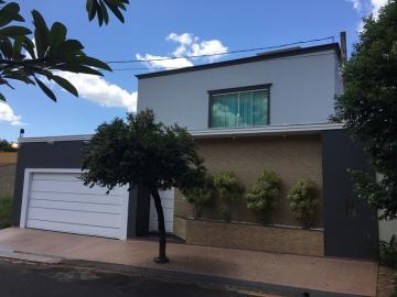 Alugar Casa / Padrão em Ribeirão Preto. apenas R$ 2.950.000,00