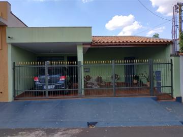 Alugar Casa / Padrão em Ribeirão Preto. apenas R$ 1.200,00