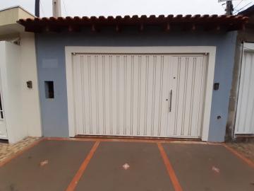 Alugar Casa / Padrão em Ribeirão Preto. apenas R$ 850,00