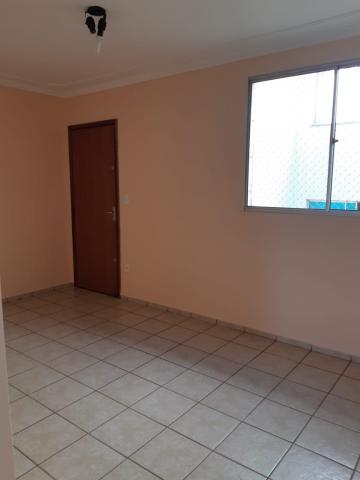 Alugar Apartamento / Padrão em Ribeirão Preto. apenas R$ 880,00