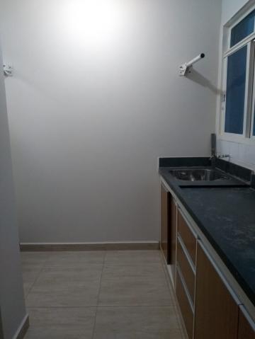 Alugar Apartamento / Padrão em Ribeirão Preto R$ 500,00 - Foto 2 Alugar Apartamento / Padrão em Ribeirão Preto R$ 500,00 - Foto 2