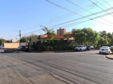 Alugar Casa / Padrão em Ribeirão Preto. apenas R$ 9.500,00