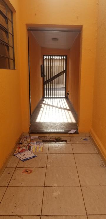 Alugar Casa / Padrão em Ribeirão Preto R$ 700,00 - Foto 3 Alugar Casa / Padrão em Ribeirão Preto R$ 700,00 - Foto 3