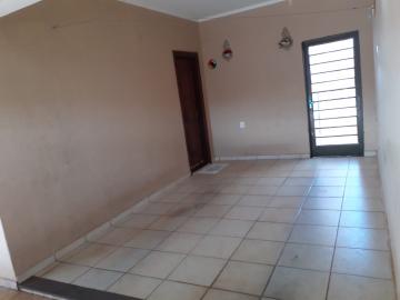 Alugar Casa / Padrão em Brodowski. apenas R$ 420.000,00