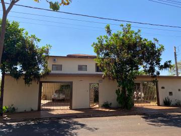 Alugar Casa / Padrão em Ribeirão Preto. apenas R$ 698.000,00