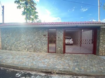 Alugar Casa / Padrão em Ribeirão Preto. apenas R$ 1.800,00