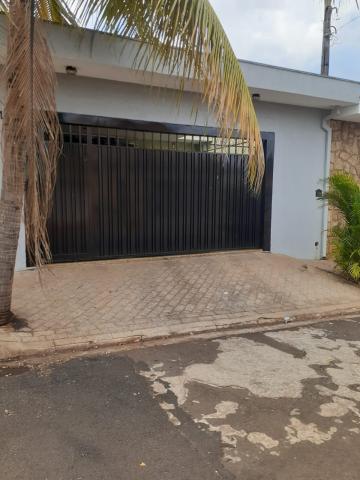 Alugar Casa / Padrão em Ribeirão Preto. apenas R$ 300.000,00