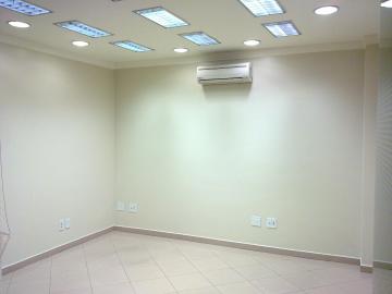 Alugar Comercial / Sala em Ribeirão Preto. apenas R$ 1.300,00