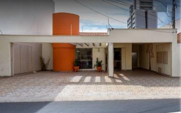 Alugar Casa / Padrão em Ribeirão Preto. apenas R$ 6.000,00