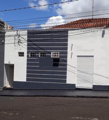 Alugar Casa / Padrão em Ribeirão Preto. apenas R$ 500.000,00