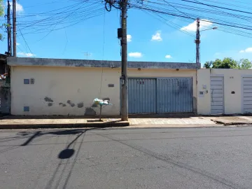 Alugar Casa / Padrão em Ribeirão Preto. apenas R$ 375.000,00