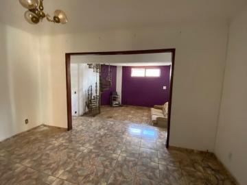 Alugar Casa / Padrão em Ribeirão Preto. apenas R$ 2.500,00