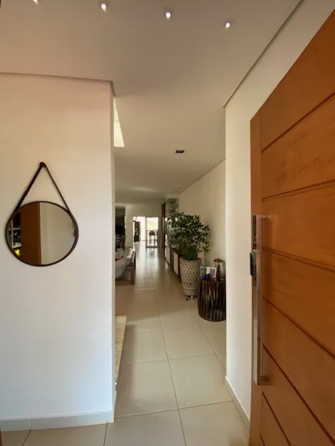 Casa / Condomínio em Bonfim Paulista/SP 