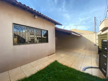 Alugar Casa / Padrão em Ribeirão Preto. apenas R$ 2.700,00