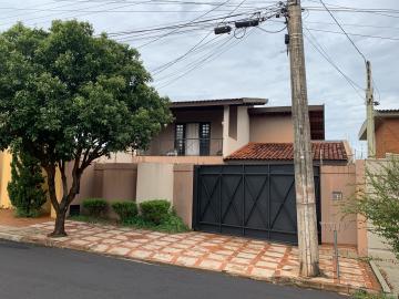 Alugar Casa / Padrão em Ribeirão Preto. apenas R$ 860.000,00