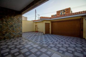 Alugar Casa / Padrão em Ribeirão Preto. apenas R$ 498.000,00
