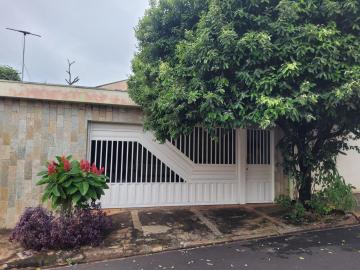Alugar Casa / Padrão em Ribeirão Preto. apenas R$ 395.000,00