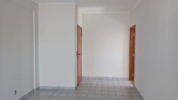 Alugar Apartamento / Padrão em Ribeirão Preto. apenas R$ 990,00