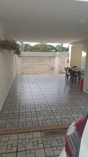 Alugar Casa / Padrão em Ribeirão Preto. apenas R$ 1.100.000,00