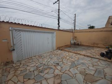 Alugar Casa / Padrão em Ribeirão Preto. apenas R$ 530.000,00