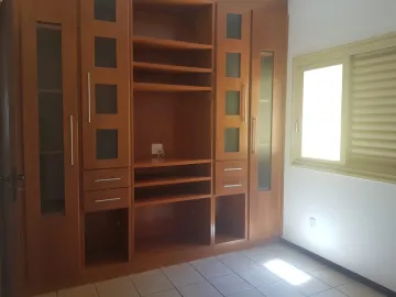 Alugar Casa / Condomínio em Ribeirão Preto. apenas R$ 3.600,00