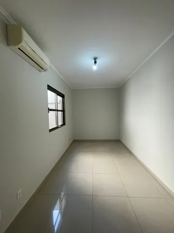 Apartamento no Bairro Jardim Irajá, Zona Sul de Ribeirão Preto/SP.