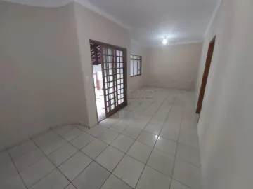 imagem 1 - Casa padrão, no bairro Monte Alegre, Zona Oeste, em Ribeirão Preto/SP; imagem 1 - Casa padrão, no bairro Monte Alegre, Zona Oeste, em Ribeirão Preto/SP;