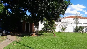 Alugar Casa / Padrão em Ribeirão Preto. apenas R$ 5.000,00