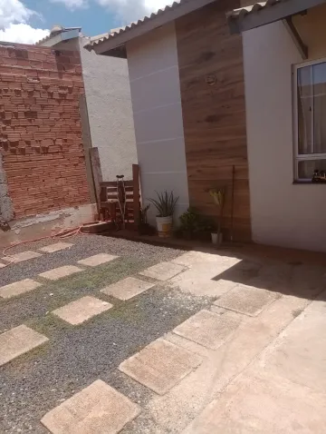 Alugar Casa / Padrão em Ribeirão Preto. apenas R$ 200.000,00
