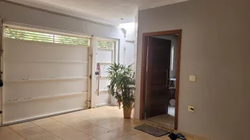 Alugar Casa / Padrão em Ribeirão Preto. apenas R$ 285.000,00