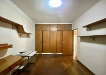 imagem 2 - Casa mista, bairro Alto da Boa Vista, Zona Sul, em Ribeirão Preto/SP; imagem 2 - Casa mista, bairro Alto da Boa Vista, Zona Sul, em Ribeirão Preto/SP;
