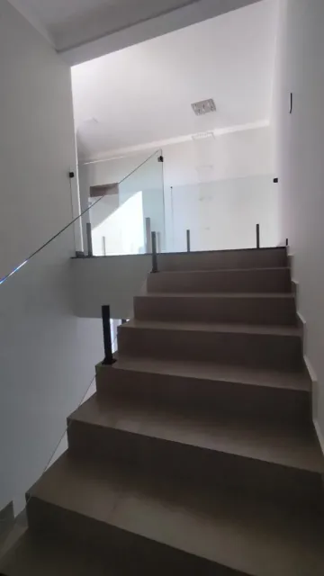 imagem 3 - Sobrado alto padrão com 244m², bairro Jardim das Acacias, Zona Sul em Cravinhos/SP. imagem 3 - Sobrado alto padrão com 244m², bairro Jardim das Acacias, Zona Sul em Cravinhos/SP.