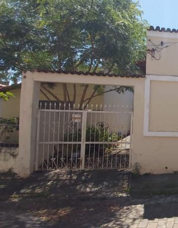 Alugar Casa / Padrão em Ribeirão Preto. apenas R$ 650,00